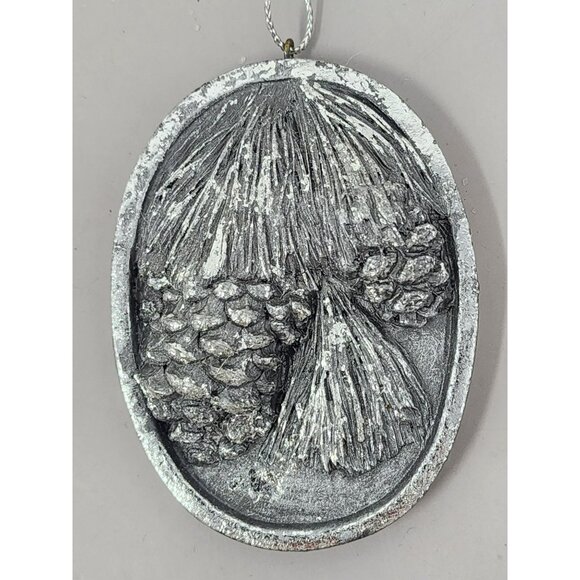 Set Of 4 Silver Tone Pinecone & Deer Hanging Christmas/Holiday Ornaments - Picture 6 of 8